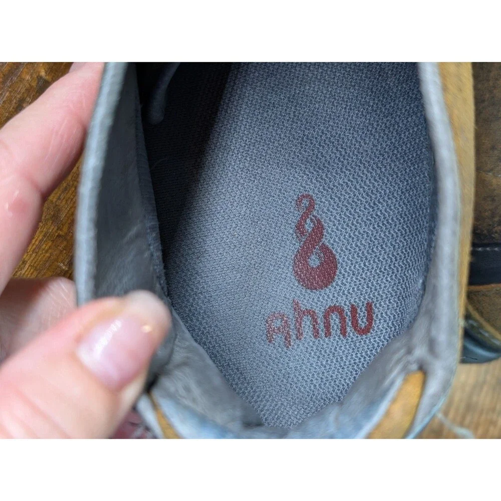 Ahnu Harris Men's Leather Chukka Boots Brown Vibram Sole Size 10.5